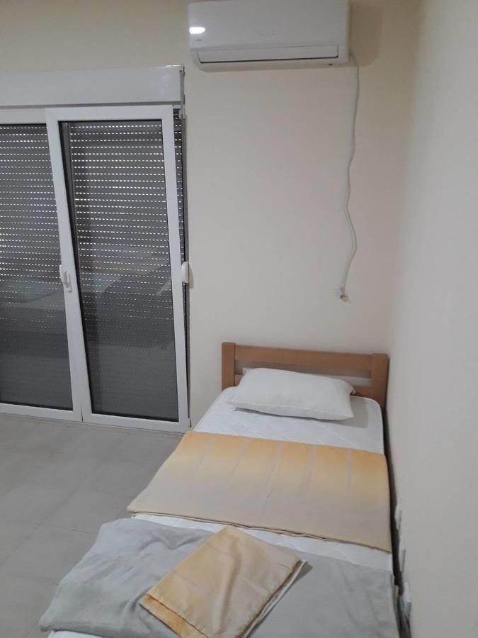Korac Apartments 울친 외부 사진