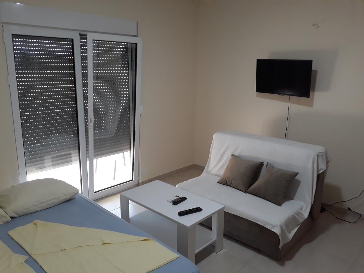 Korac Apartments 울친 외부 사진