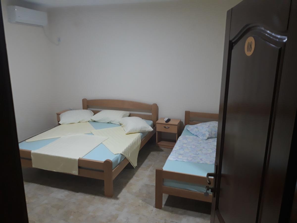Korac Apartments 울친 외부 사진